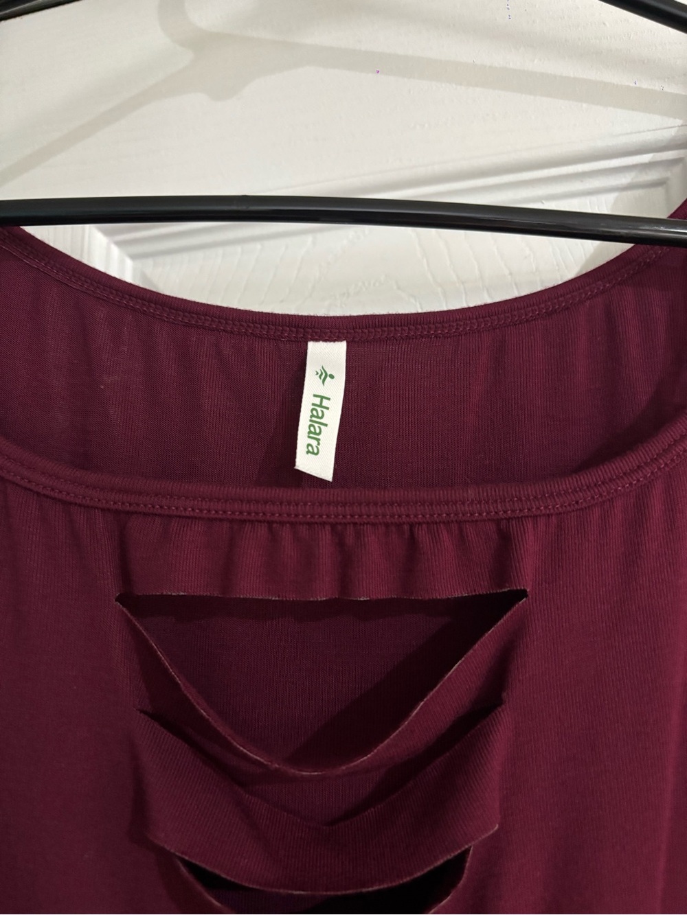 HALARA Tank Top - Picture 2 of 3